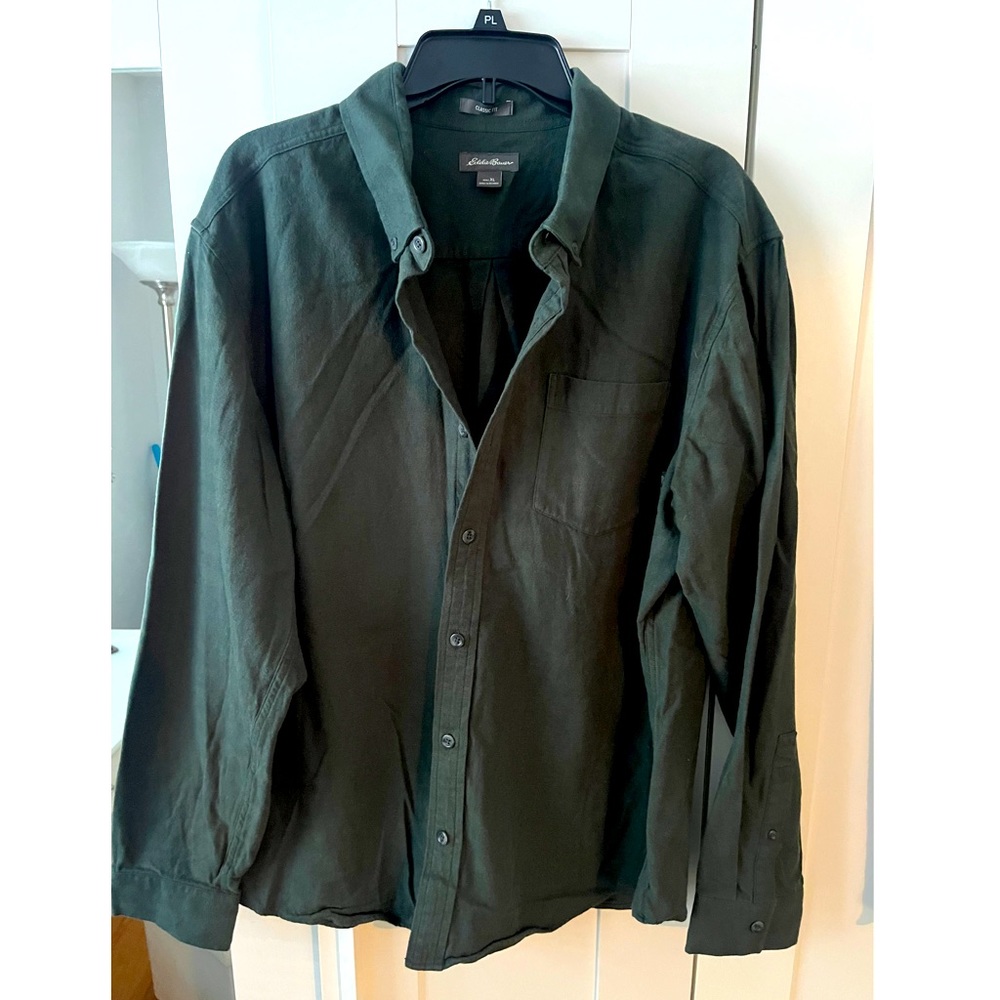 Eddie Bauer Classic Fit Button down shirt Sz XL